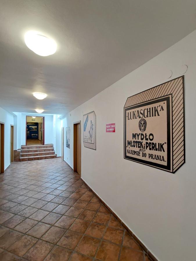 Hostel Mlotek I Perlik Tarnowskie Góry Kültér fotó